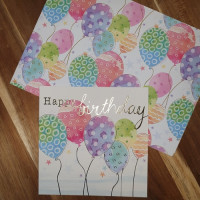 CGW007 Fun Balloons Card & Gift Wrap Set
